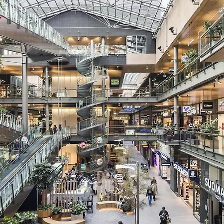 Top Floor In Central Leppaevaara *
